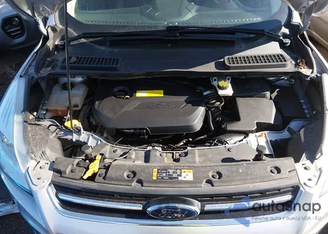 2016 Ford Escape Titanium из США, поврежденный, VIN 1FMCU0JX3GUA27639